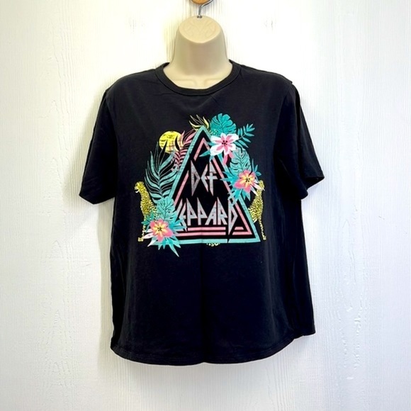Def Leppard - Cheetah Tropical Palm Beach Def Leppard Graphic Short Sleeve T XS - Picture 2 of 9